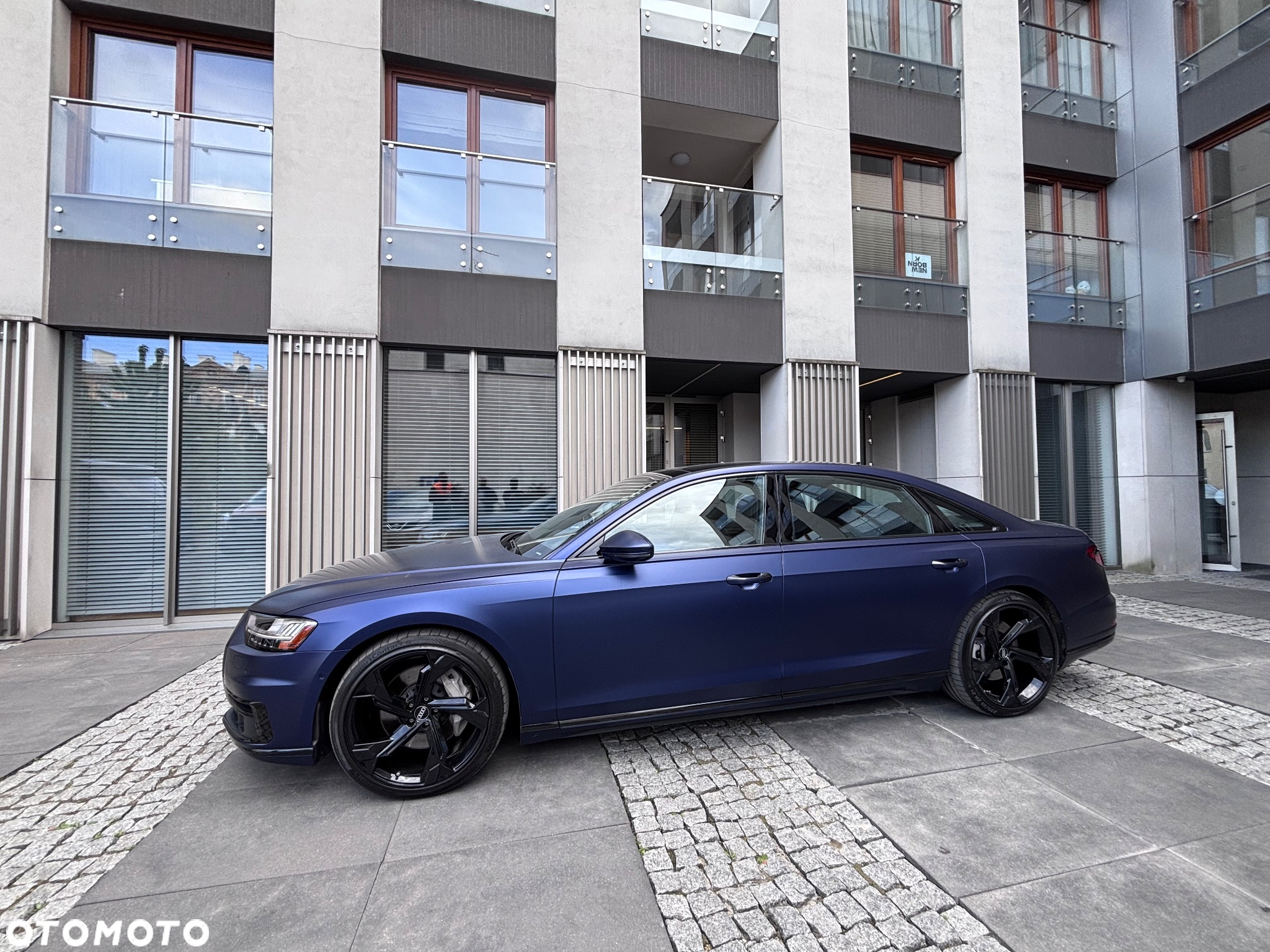 Audi A8 - 8