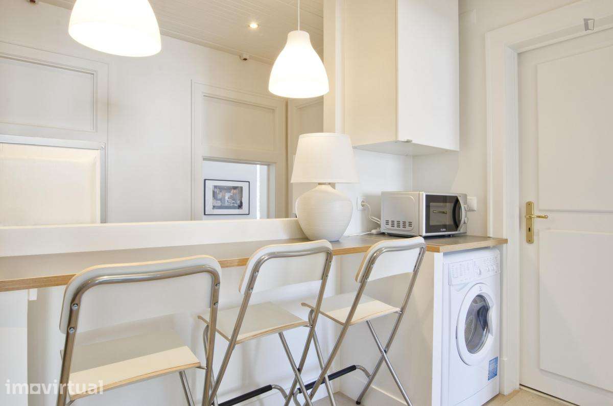 Quarto - localizado em Rossio Lisbon - Grande imagem: 5/17