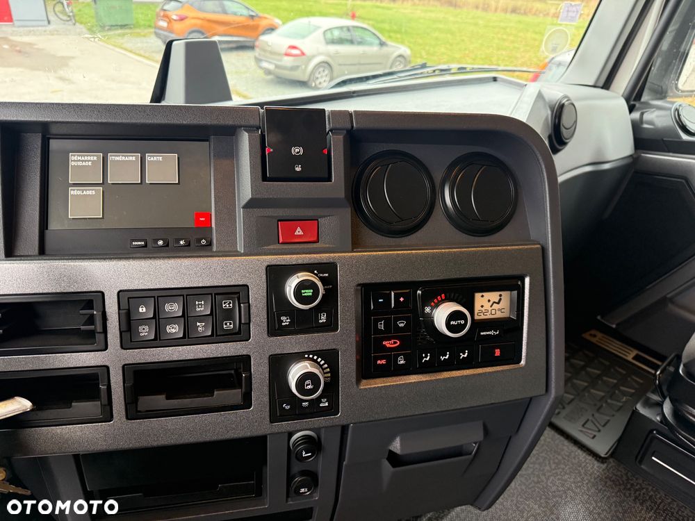 Renault T480 / DUŻA KABINA / 638 TKM / PEŁNE SPOILERY / 2 ZBIORNIKI / SPROWADZONA / STAN BDB / / / - 19