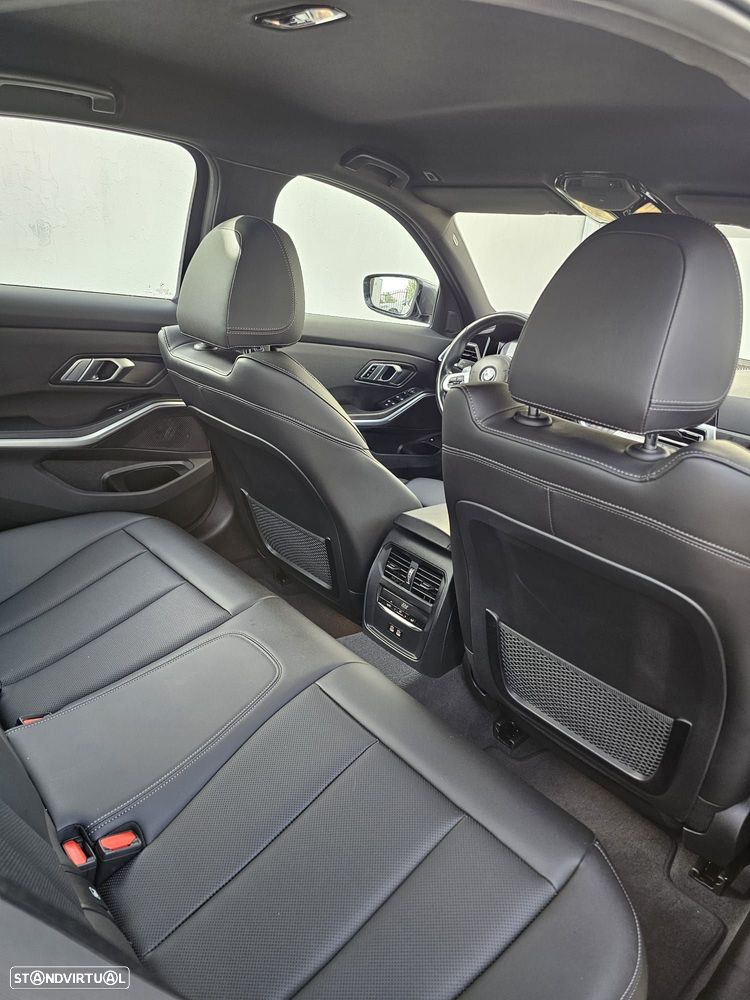 BMW 320 e Aut. M Sport - 11