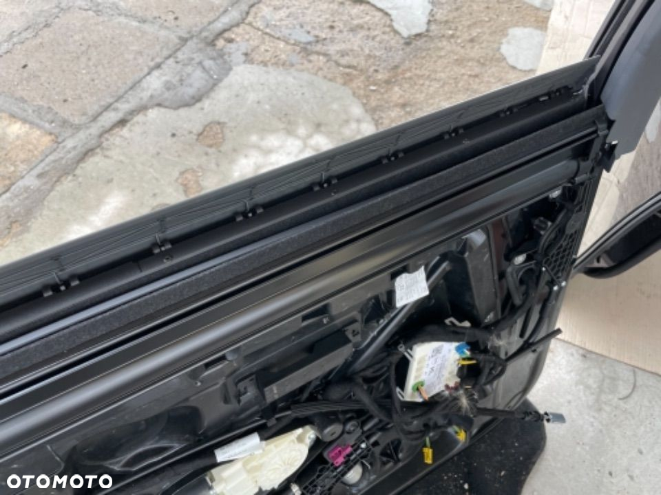 MERCEDES maybach x222 drzwi tył tylne zamek  czarne c197 lewe prawe keyless klamka roleta - 14