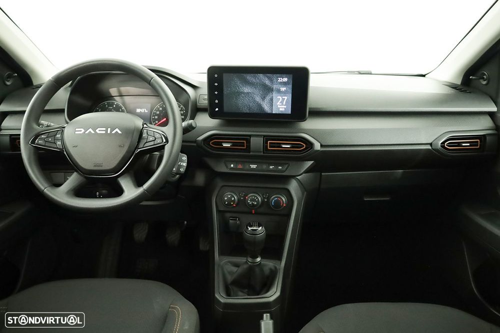 Dacia Sandero - 8