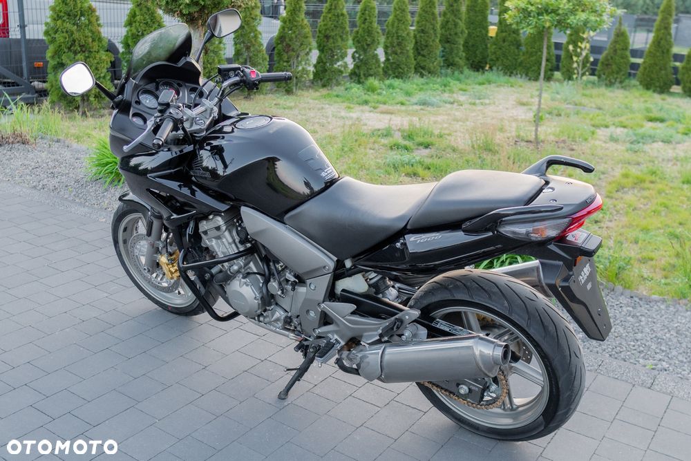 Honda CBF - 9