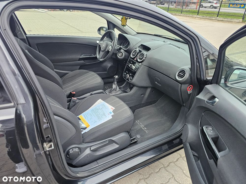 Opel Corsa 1.4 16V Sport - 10
