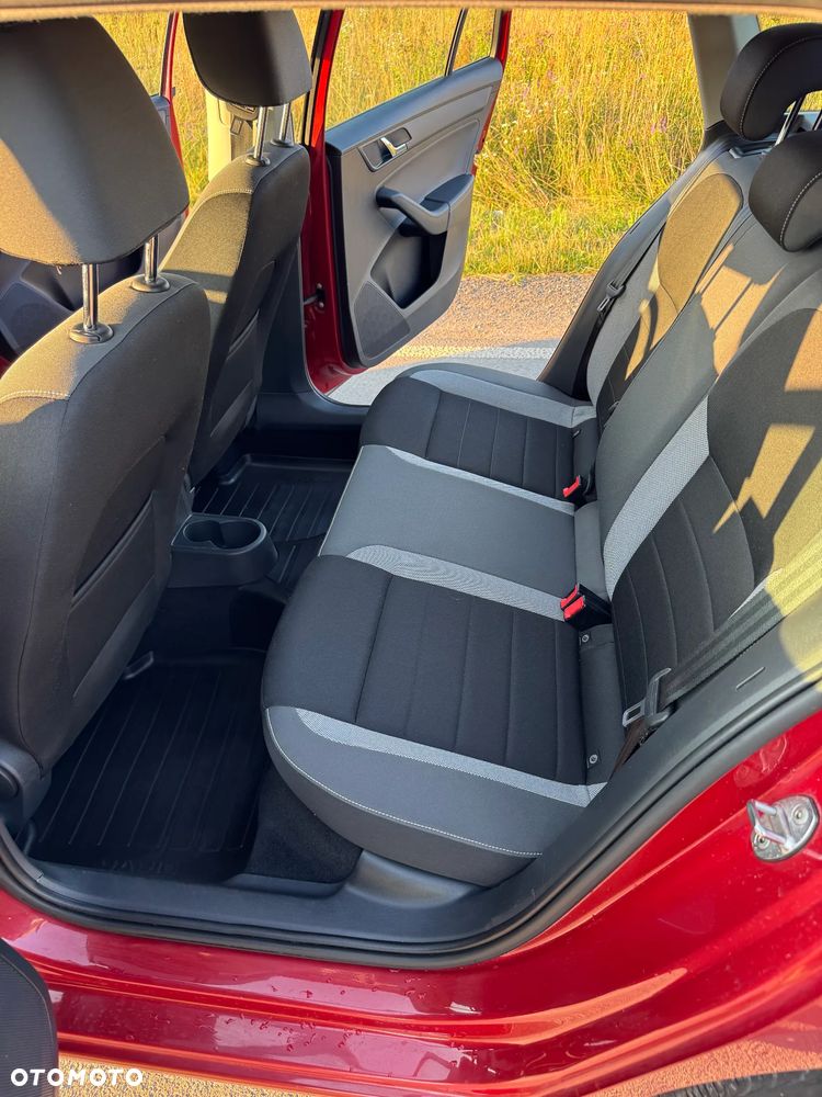Skoda RAPID 1.2 TSI Ambition - 28