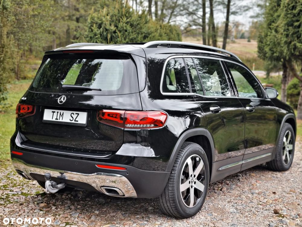 Mercedes-Benz GLB - 13