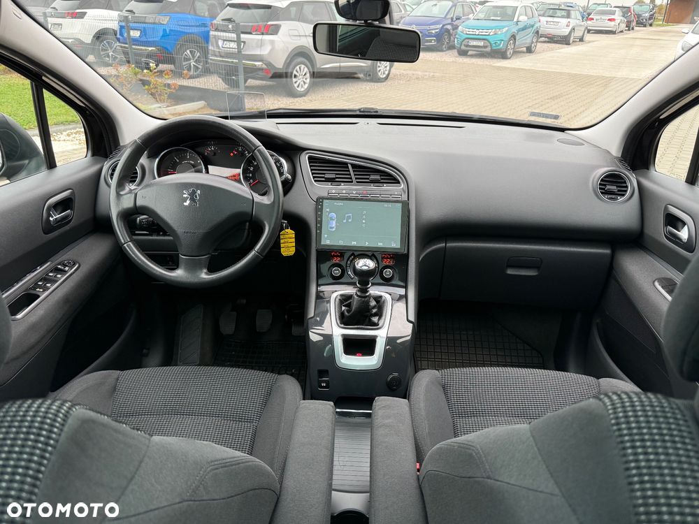 Peugeot 5008 1.6 BlueHDi Allure 7os - 18