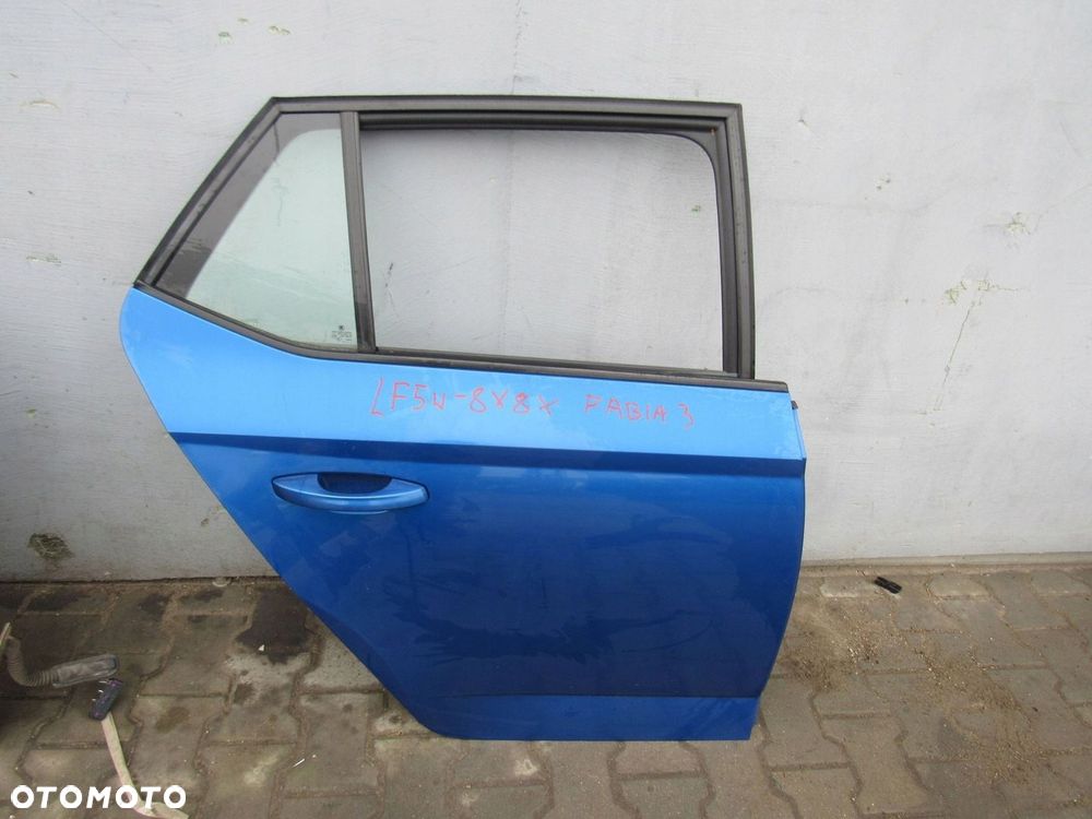 Skoda Fabia III LIFT HB TYŁ PRAWE DRZWI LF5W - 2