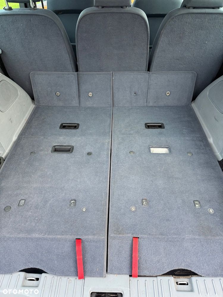 Ford Galaxy 2.0 Ghia - 10