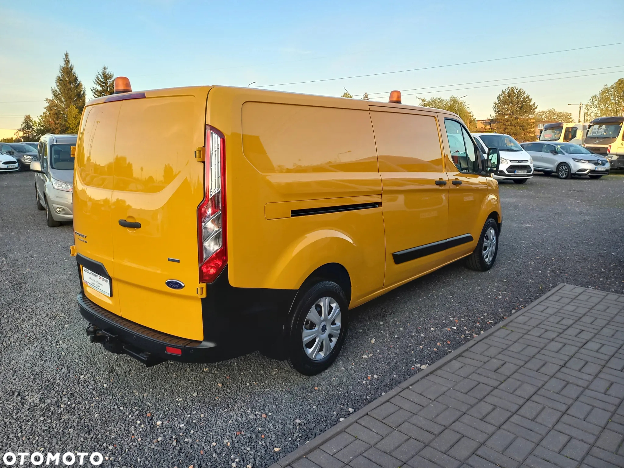 Ford Transit Custom - 8