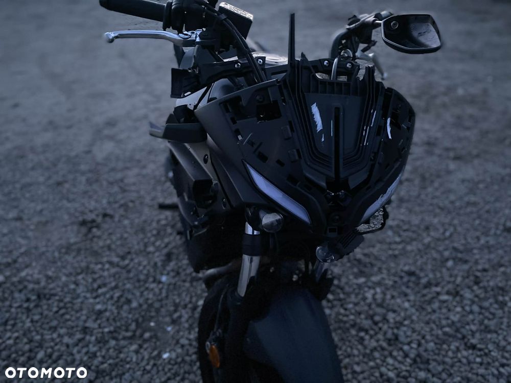 Yamaha MT - 10