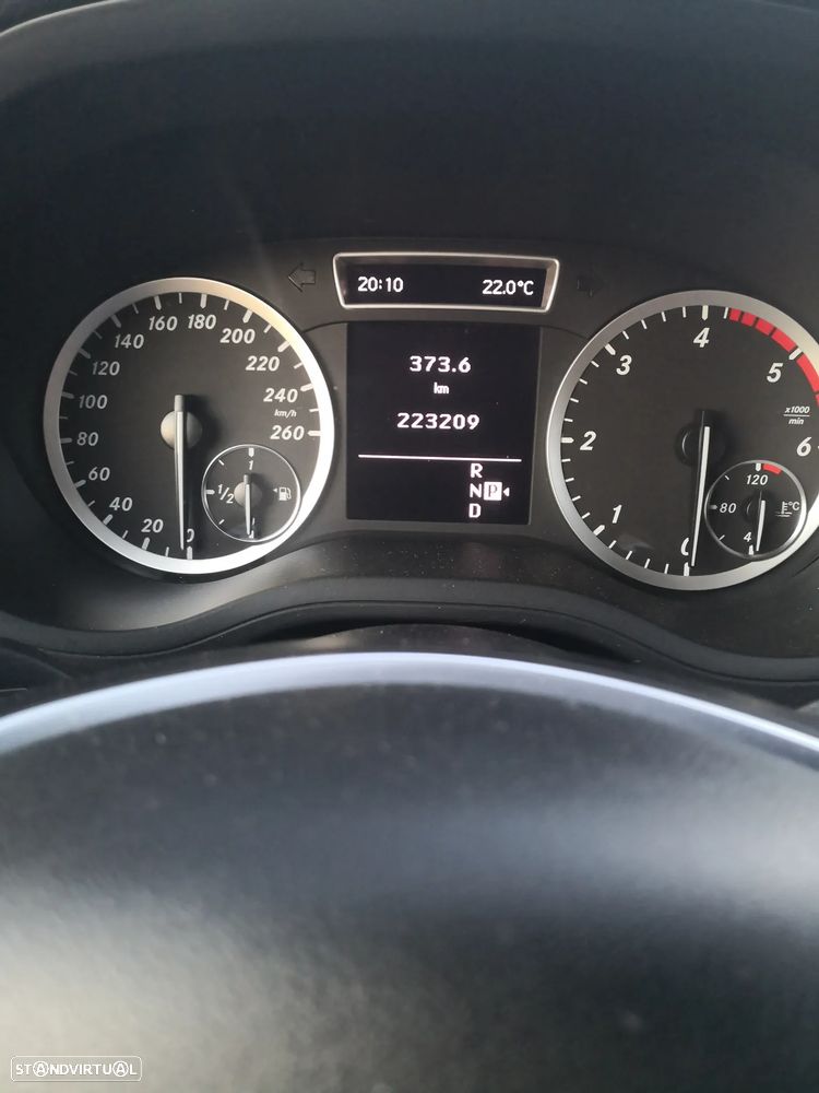 Mercedes-Benz B 200 CDi BlueEfficiency Aut. - 2