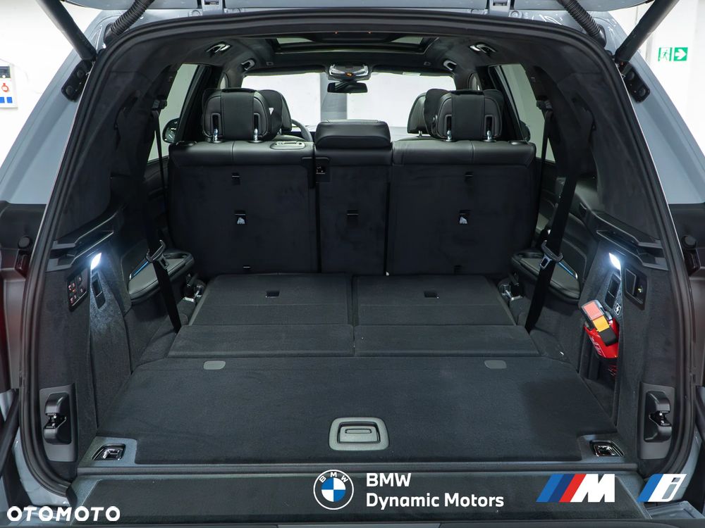 BMW X7 - 14