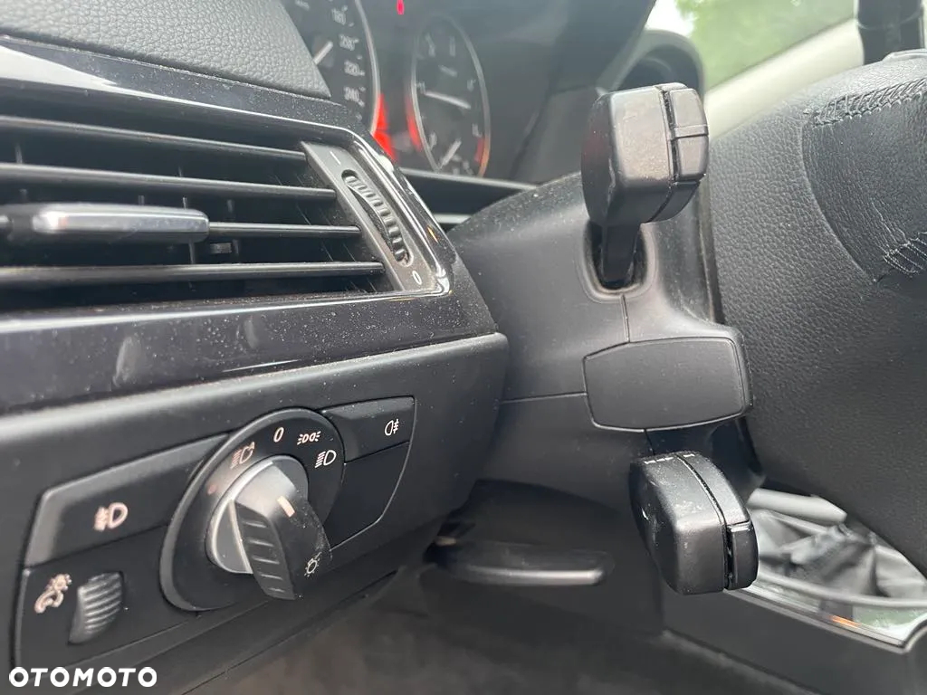 BMW Seria 5 520d Touring Special Edition - 5