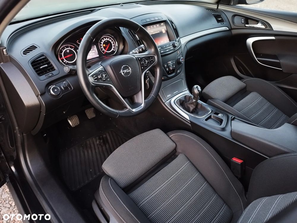 Opel Insignia - 11