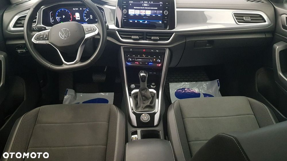 Volkswagen T-Roc - 14