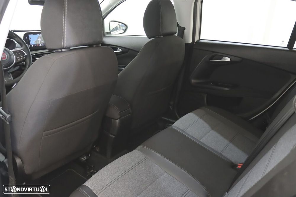 Fiat Tipo Cross 1.3 Multijet - 11