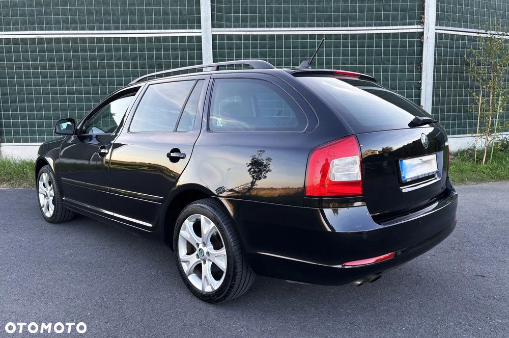 Skoda Octavia Combi 1.4 TSI IMPULS EDITION - 2