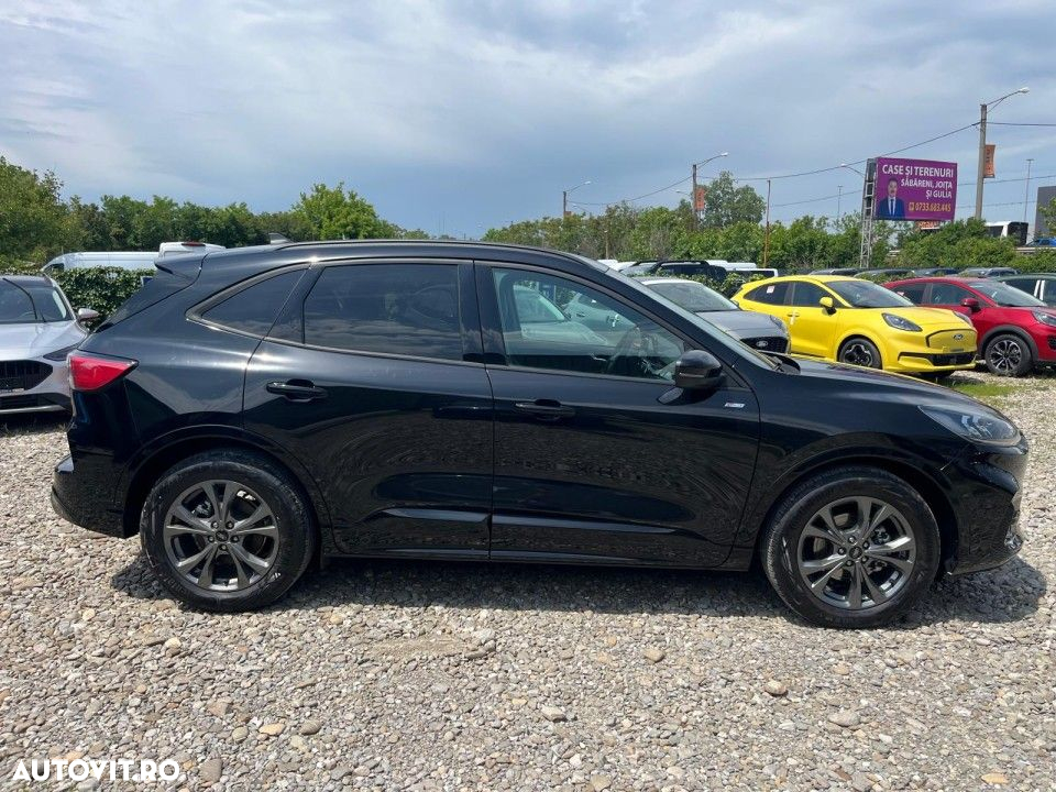 Ford Kuga - 3