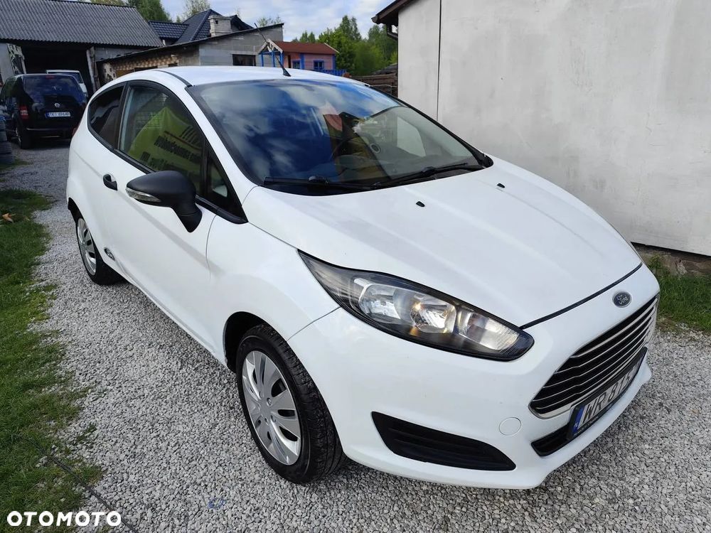 Ford Fiesta 1.5 TDCi Ambiente - 2