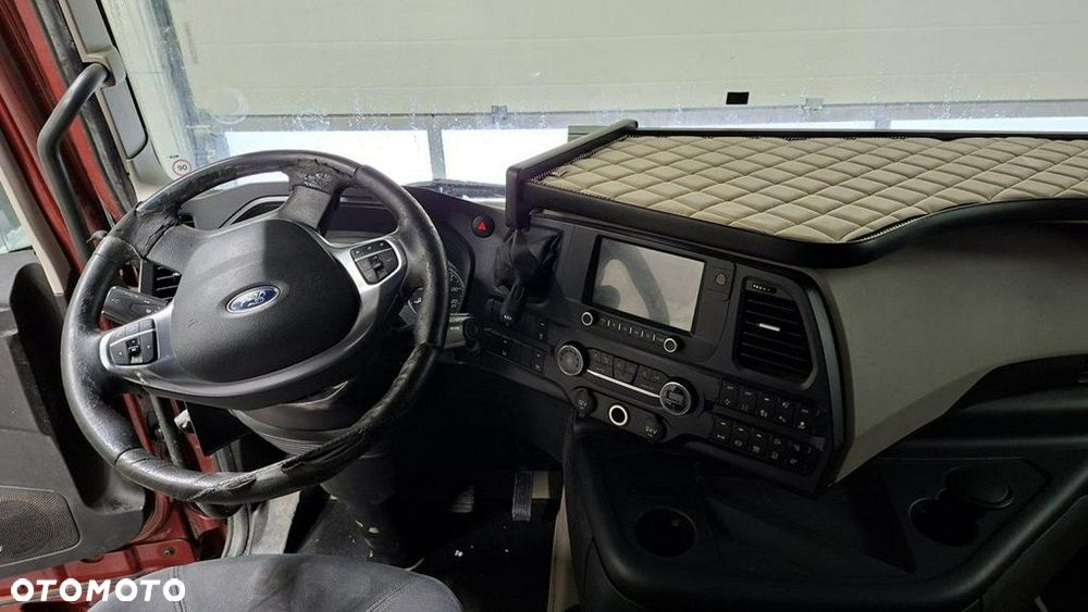 Ford F-MAX - 14