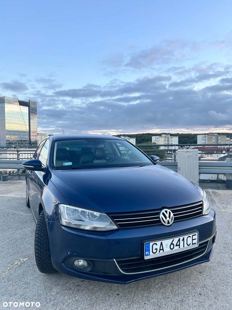 Volkswagen Jetta 1.4 TSI Highline - 2
