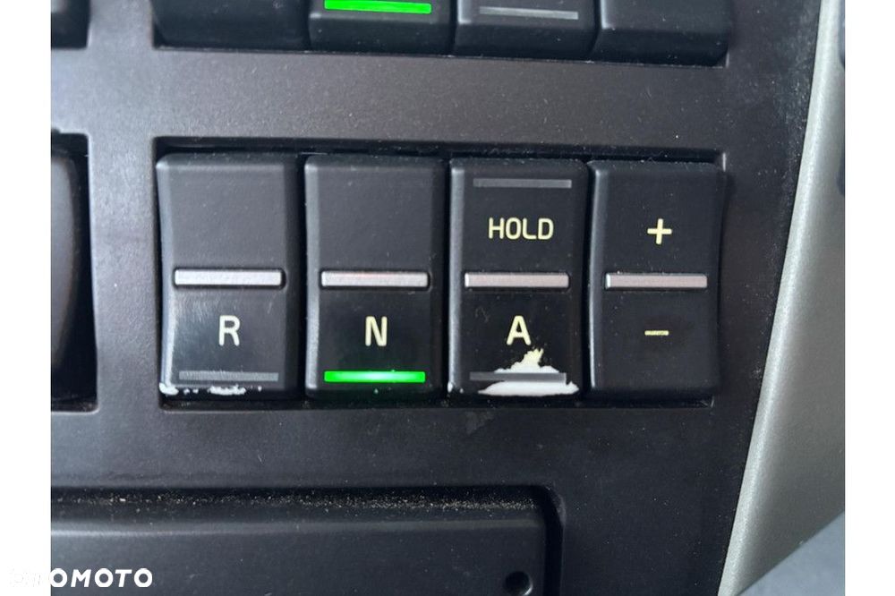 Volvo FM 370 6x2*4 + EURO6 + CARRIER SUPRA 1150 - 24