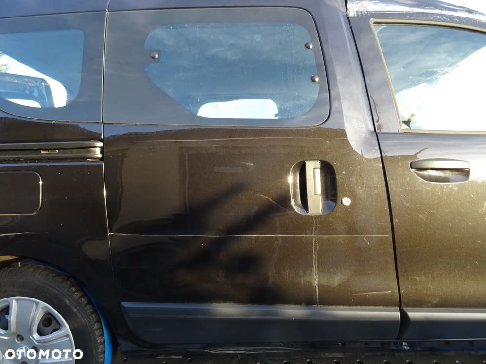 DACIA DOKKER  LAMPA TYLNA LEWA PRAWA WKLAD LAMPY CZESCI ROZNE WYSYLKA - 22