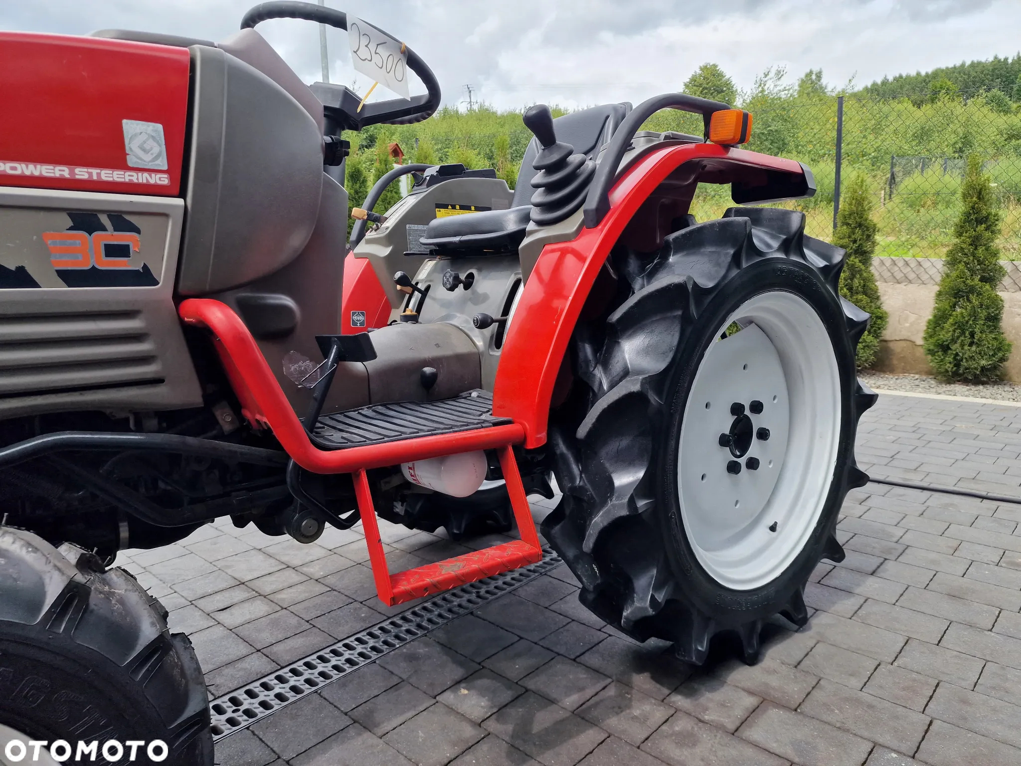 Yanmar F180 - 6