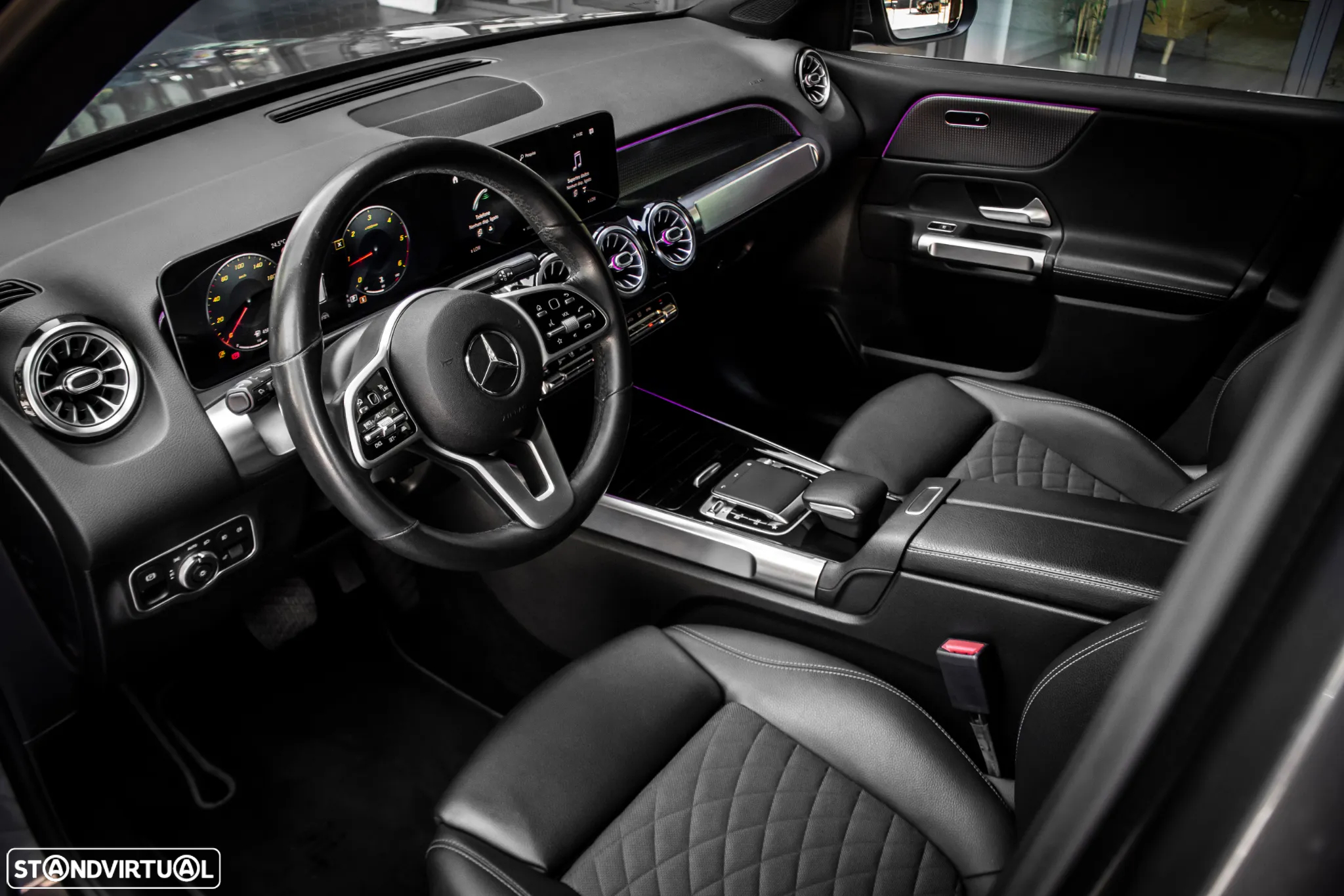 Mercedes-Benz GLB 200 d 4Matic - 32