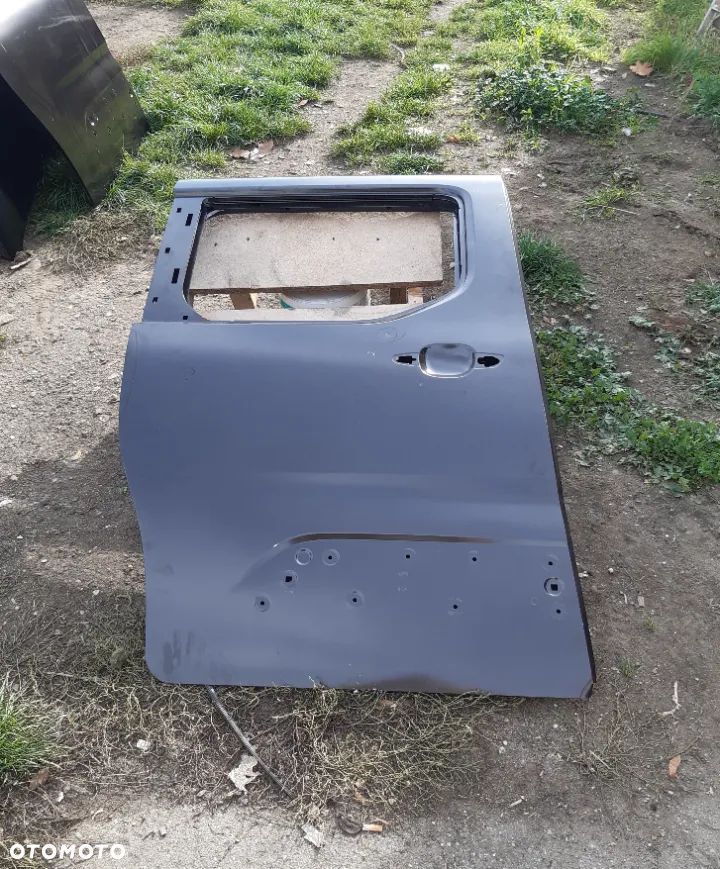 Drzwi boczne przesuwne prawe Citroën Berlingo III Opel Combo E Peugeot Partner III 9820425280 - 1