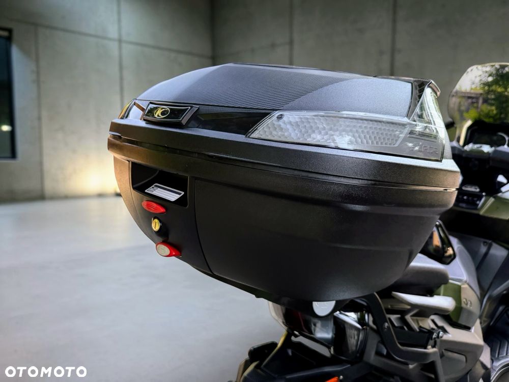 Kymco CV3 - 22