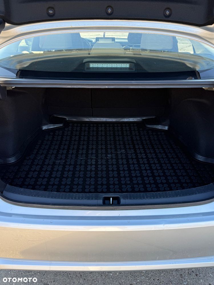 Toyota Corolla 1.8 Hybrid Comfort - 11