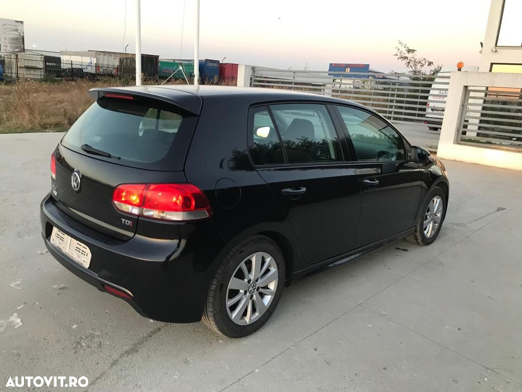 Volkswagen Golf 1.6 TDI BlueMotion Technology DPF Comfortline - 17