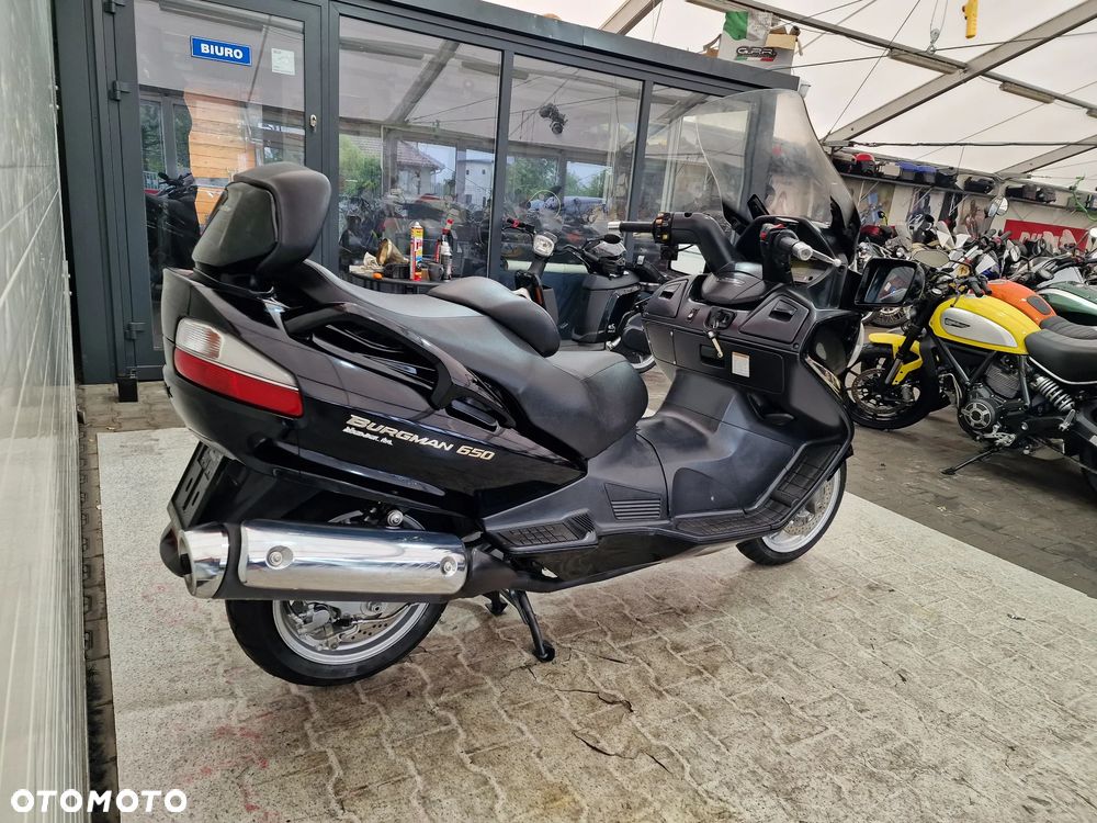 Suzuki Burgman - 17