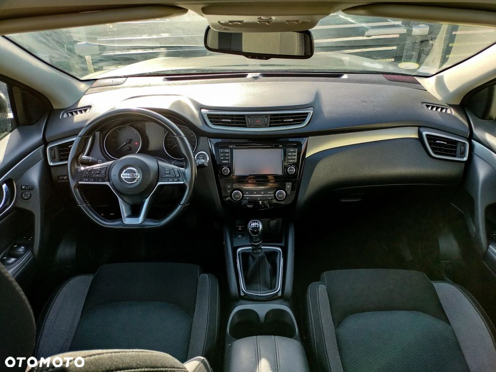 Nissan Qashqai 1.5 dCi N-WAY - 24