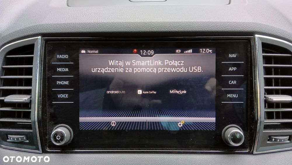 Skoda Karoq 1.5 TSI ACT DSG Ambition - 25