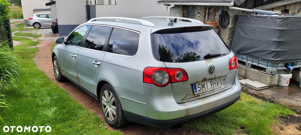 Volkswagen Passat 2.0 TDI DPF Highline DSG - 17