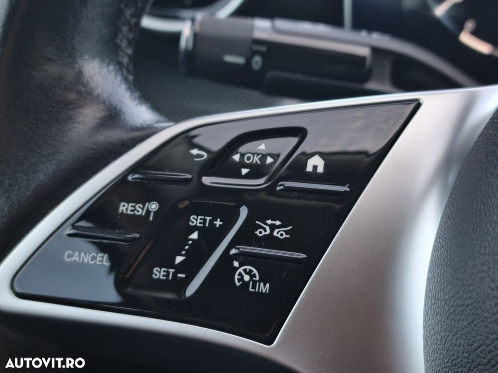 Mercedes-Benz C 300 e 9G-TRONIC Exclusive - 25