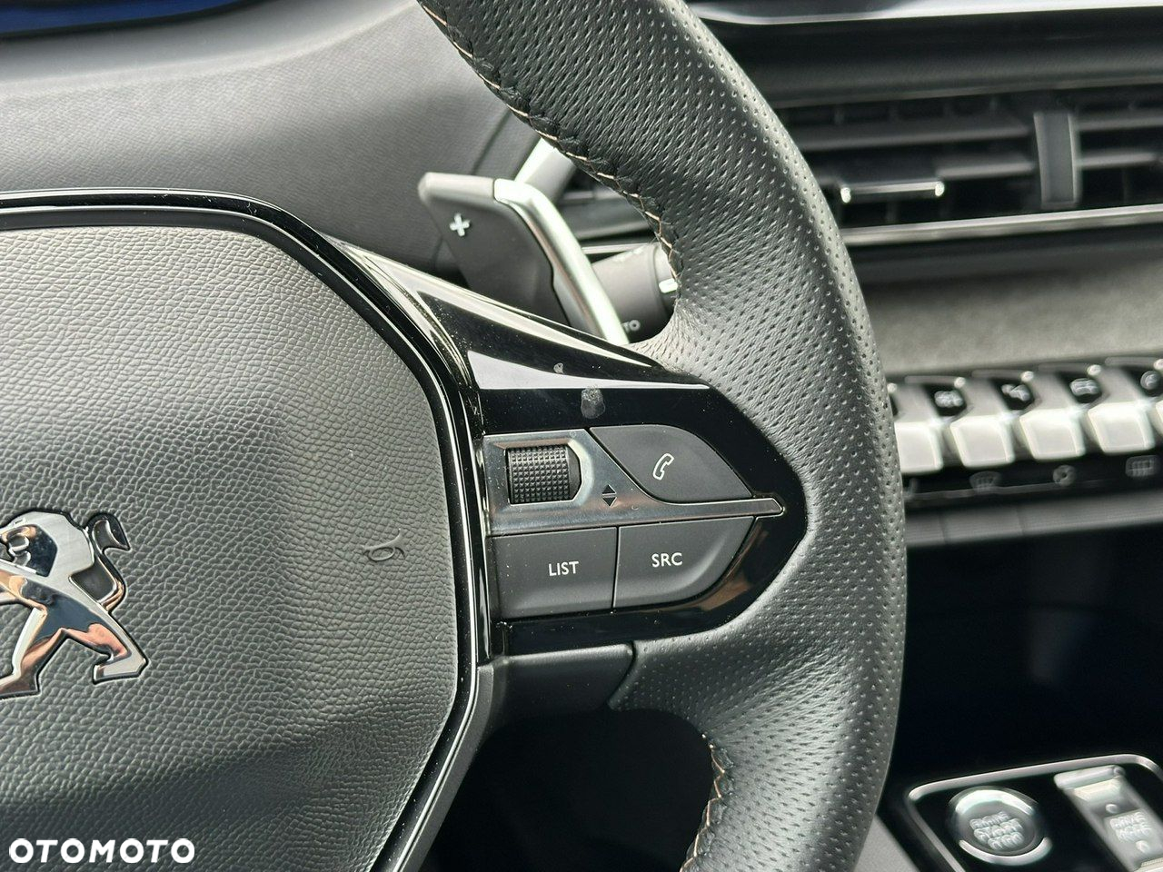 Peugeot 3008 1.2 PureTech GT S&S EAT8 - 33