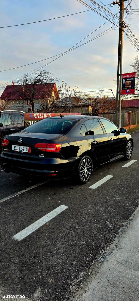 Volkswagen Jetta 2.0 TDI DSG BlueMotion Technologie Allstar - 15