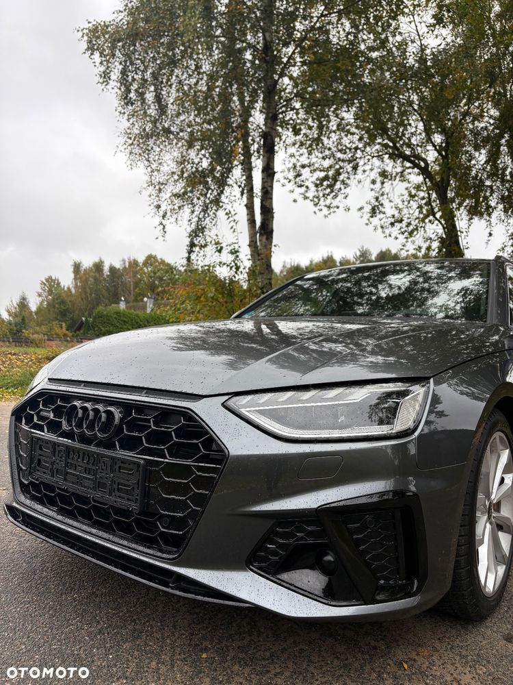 Audi A4 - 4