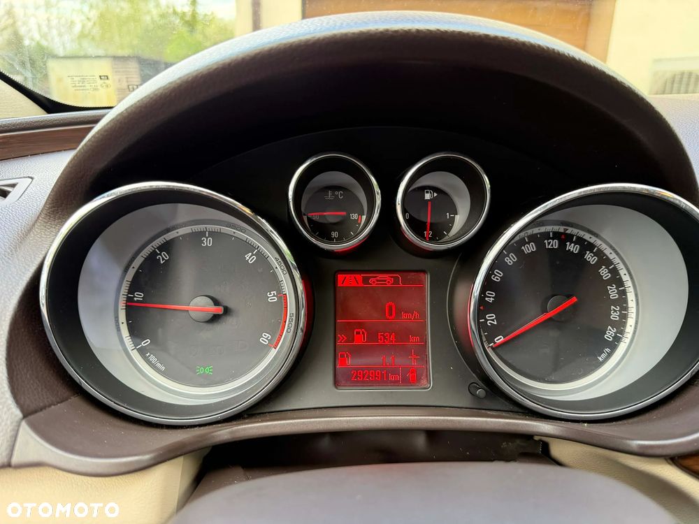 Opel Insignia 2.0 CDTI Cosmo - 10
