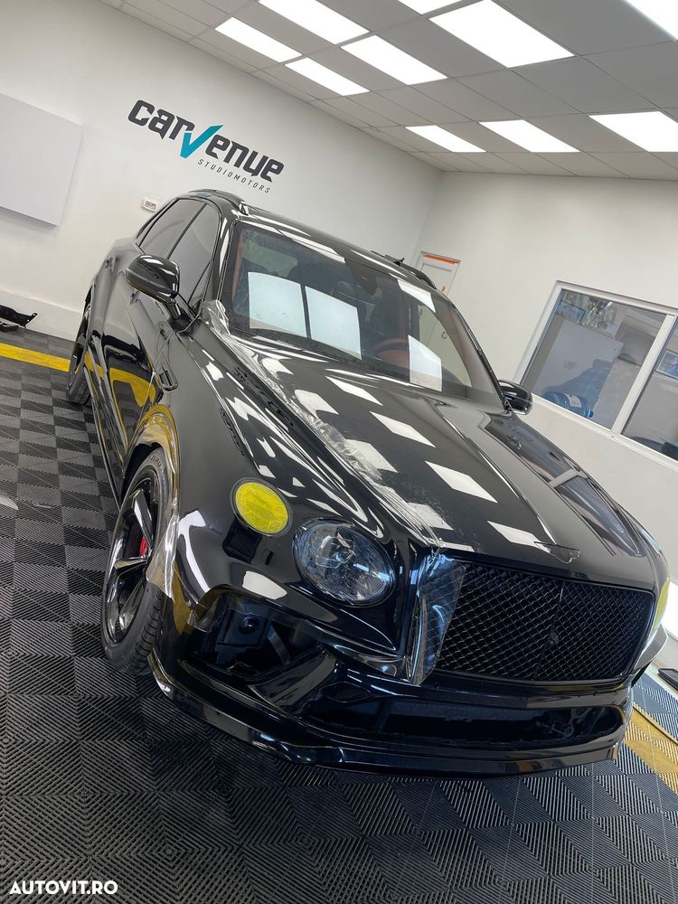 Bentley Bentayga - 4