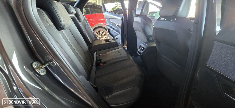 Peugeot 3008 1.6 Hybrid Allure Pack e-EAT8 - 18