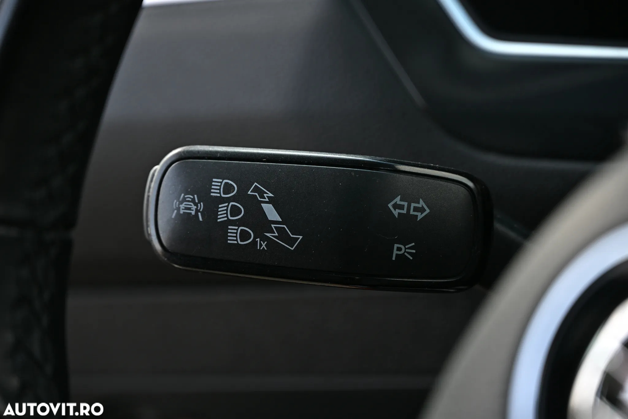 Volkswagen Tiguan Allspace 2.0 TDI SCR DSG Comfortline - 25