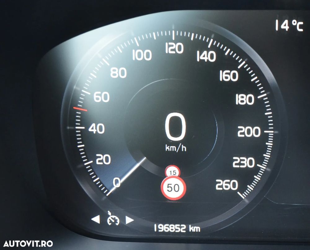 Volvo XC 60 D4 AWD Geartronic Momentum - 22