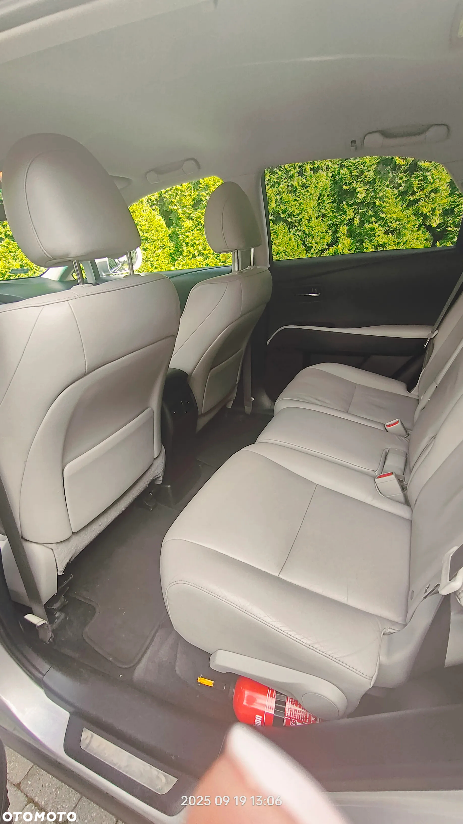 Lexus RX 400h (hybrid) - 8