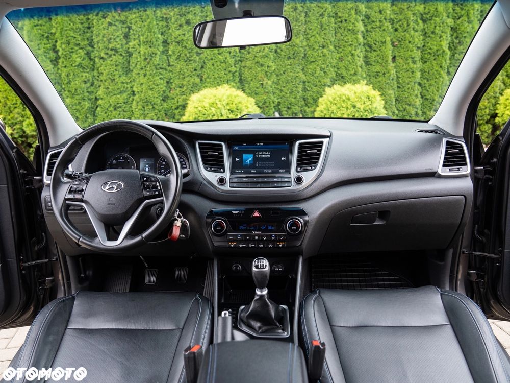 Hyundai Tucson 1.7 CRDI BlueDrive Style 2WD - 30