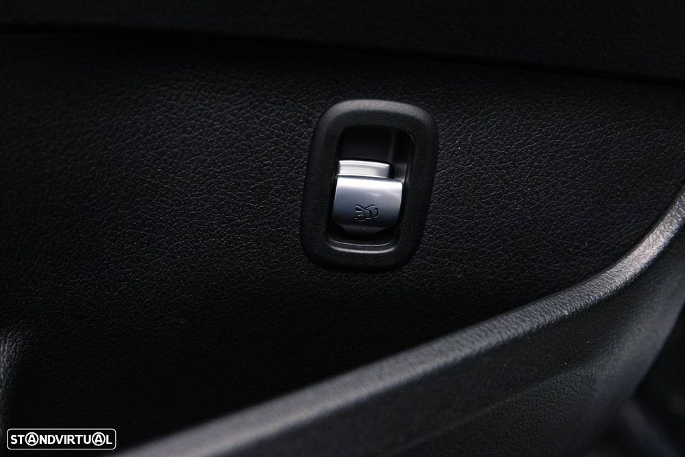 Mercedes-Benz C 220 d AMG Line - 50